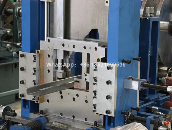 m&aacute;quina de estrutura met&aacute;lica leve